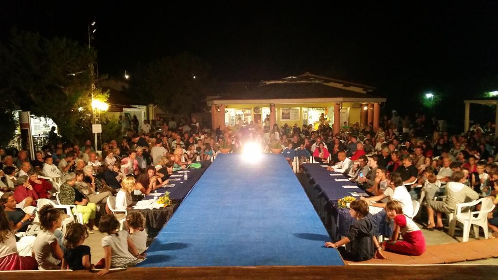 Camping Village Le Esperidi Marina Di Bibbona Esterno foto