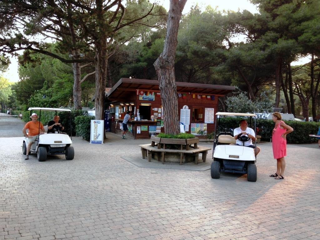Camping Village Le Esperidi Marina Di Bibbona Esterno foto