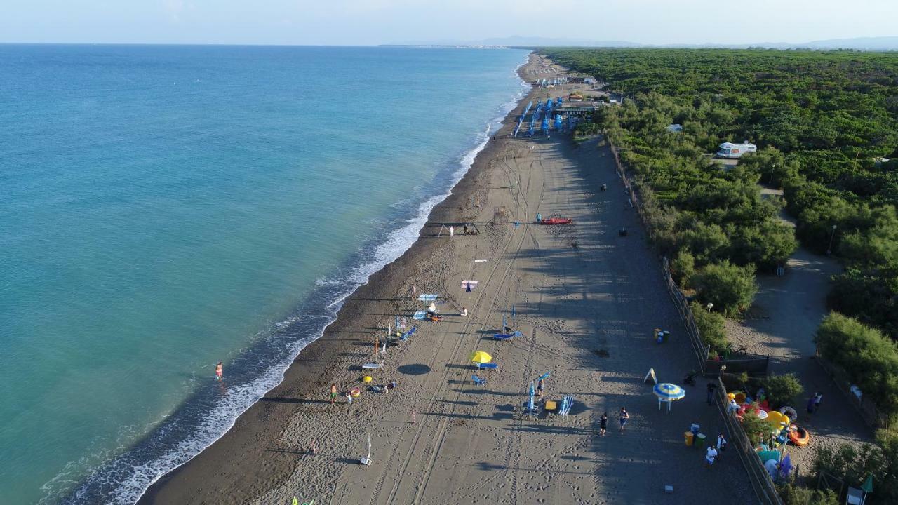Camping Village Le Esperidi Marina Di Bibbona Esterno foto